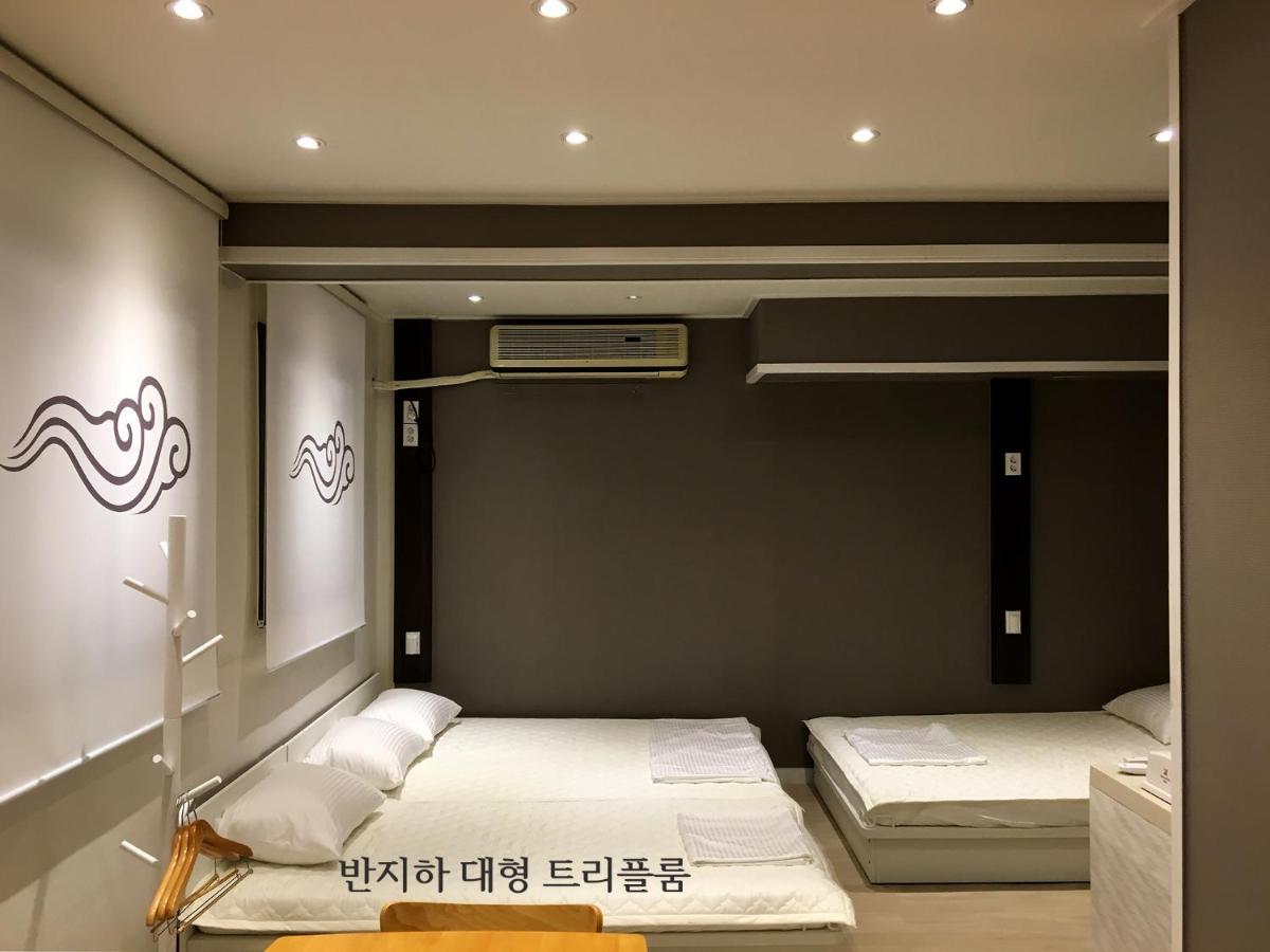 Mini Hotel Insa Seul Esterno foto